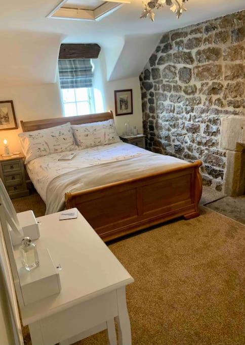 Gorgeous Cozy Cottage With A Heritage Feel, Walks, Pubs & Wood Burner 泰德斯韦尔 外观 照片